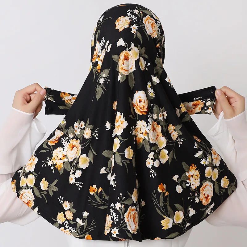 Casual Look Instant Jersey Hijab Undercap Hijab For Woman Muslim Women
