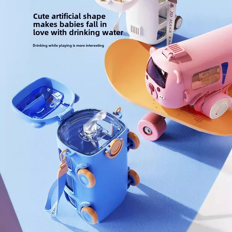 500ml Cute Bear Portable Water Bottle With Shoulder Strap for Kids Car Straw Cup Bus Shape Children's Drinking Cup water bottle