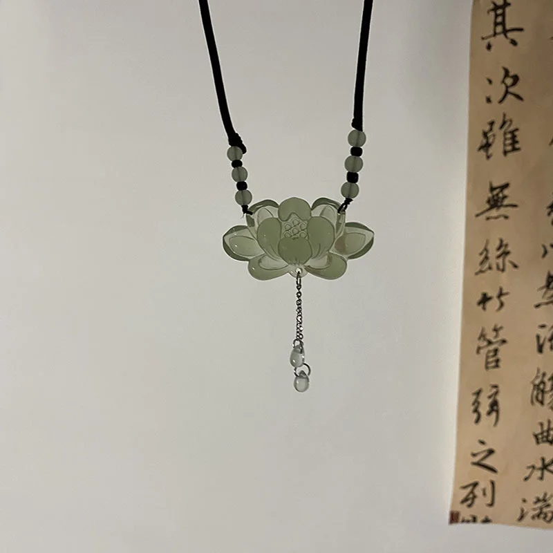 Chinese style ancient style ice jade lotus pendant necklace Hanfu ancient costume accessories