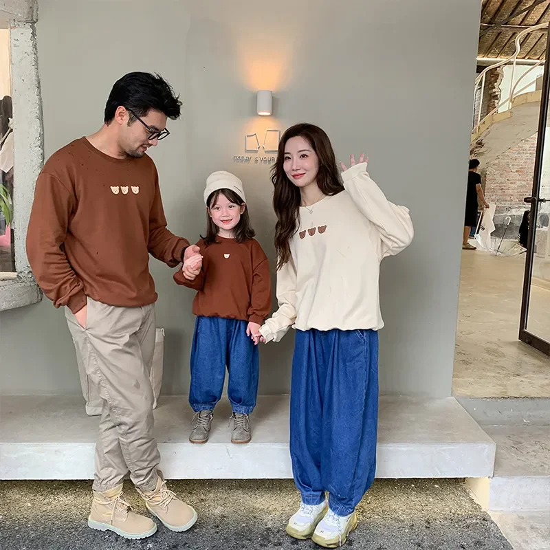 

Spring Autumn cartoon bear printing family sweatshirts father mother and kids cotton pullover parent-child outfit