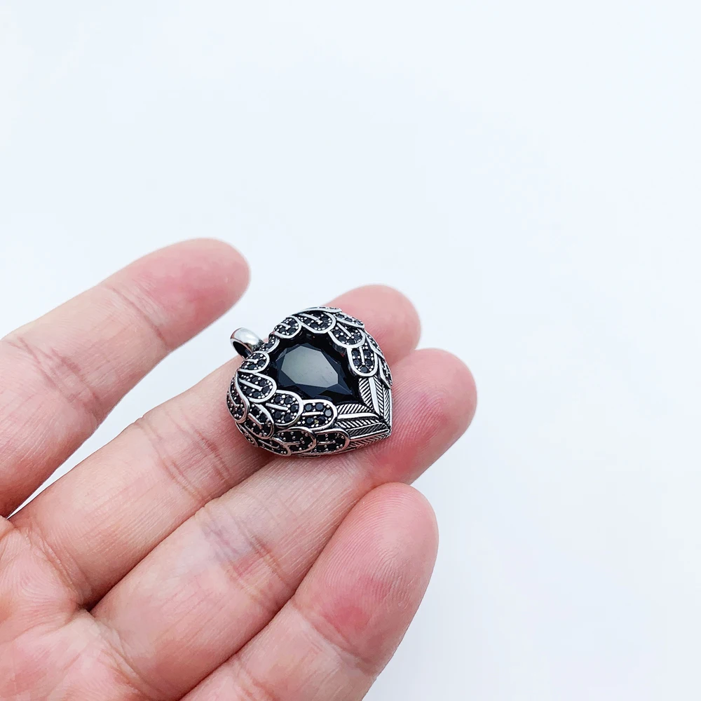 Anhänger mit schwarzem geflügeltem Herz, modischer Glamour-Schmuck aus reinem 925er-Sterlingsilber, Europa, romantische Kristallseele, Geschenk für Frau – Detail 6