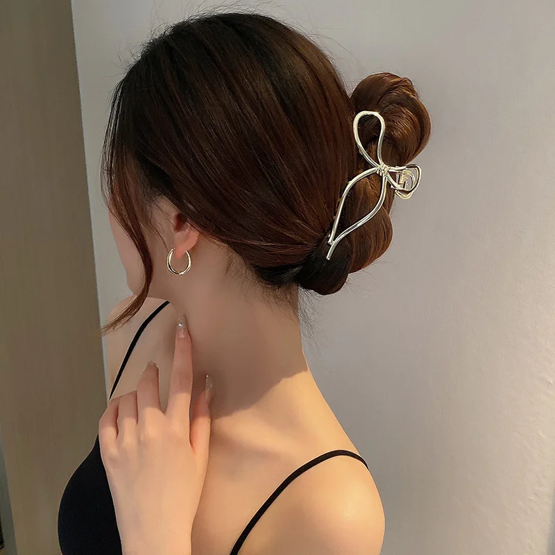 Luxus Aushöhlen Metall Haar Klaue Für Frauen Mädchen Geometrische Haar Krabbe Weibliche Vintage Bowknot Fangen Clip Mode Haar Zubehör – Detail 2