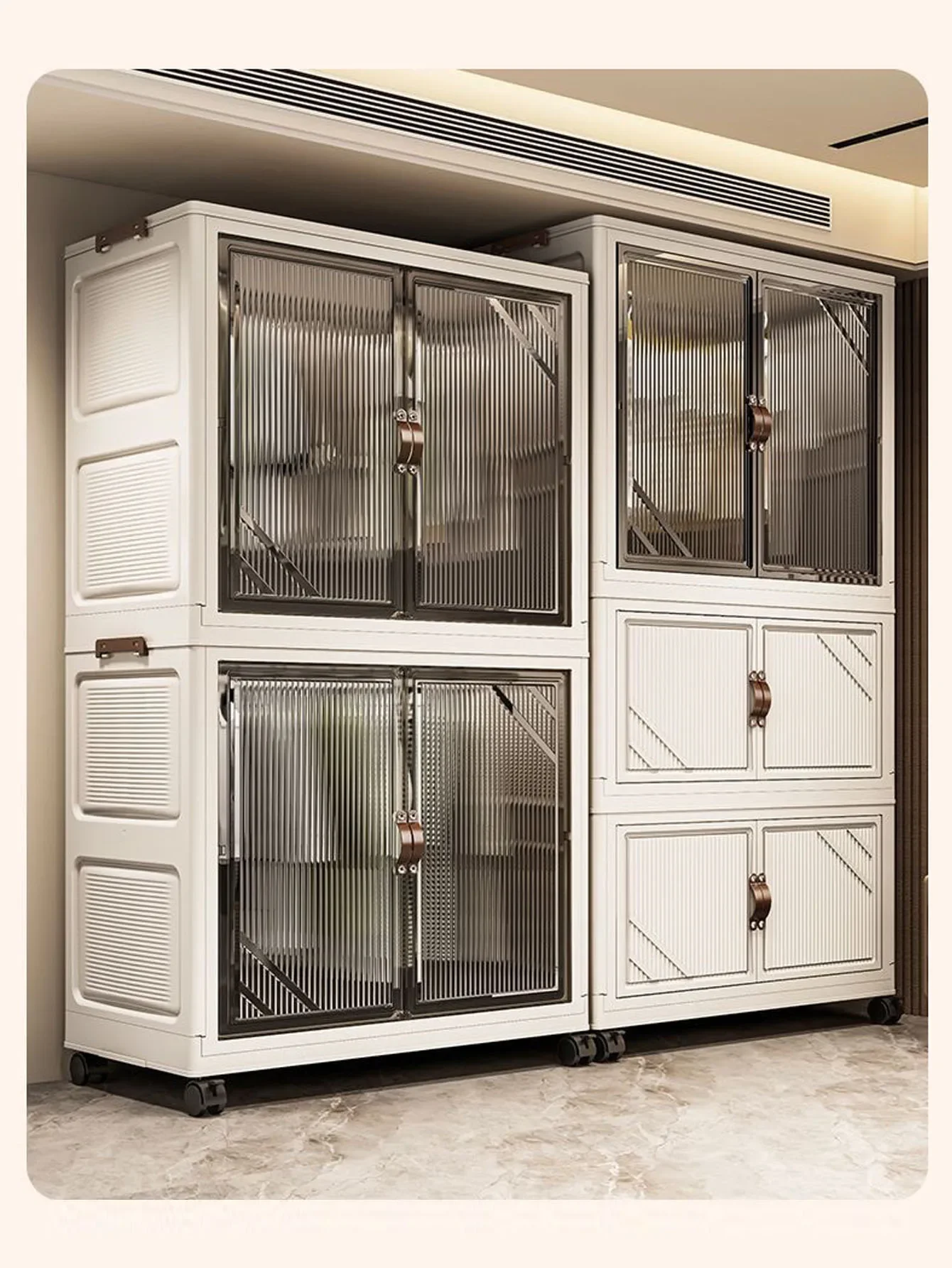 ตู้เก็บของพับได้หลายฉากห้องครัวห้องน้ําห้องนอนห้องนั่งเล่นพร้อมประตูและชั้นวาง 1