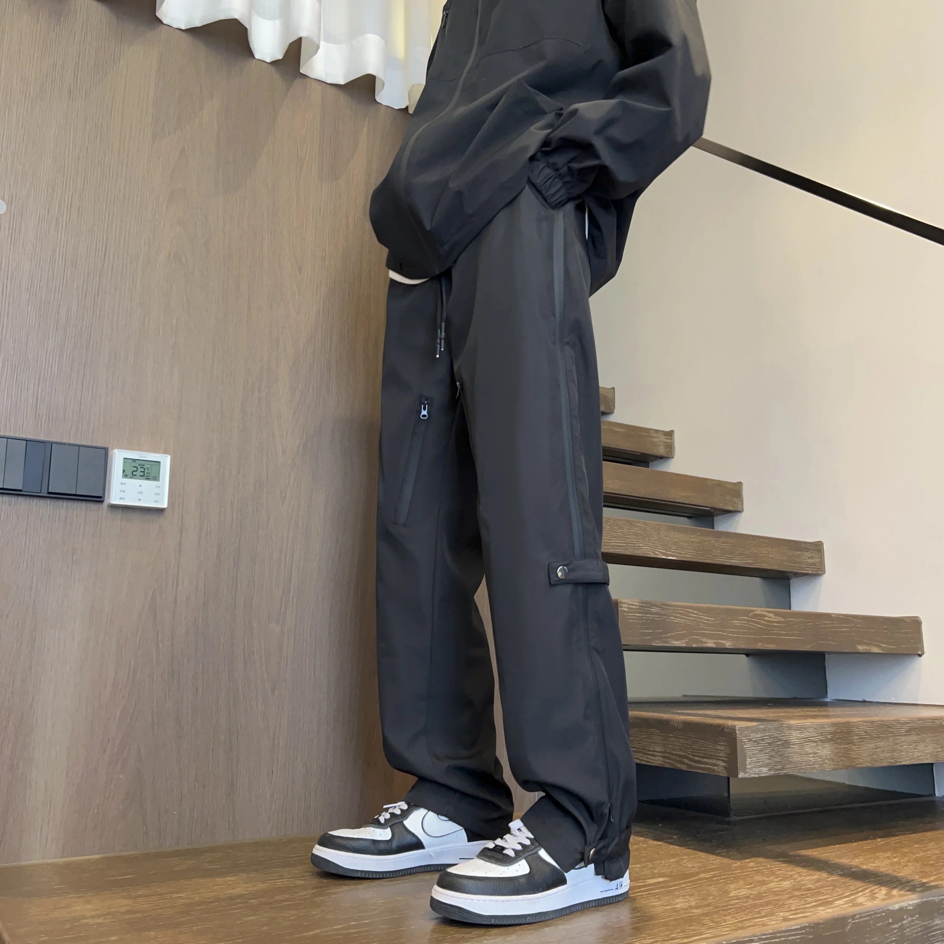 

Hip Hop Streetwear Joggers Pants Men Student Casual Cargo Pant Trousers High Street Elastic Waist Loose Harem Pant Men