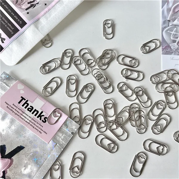 Steve 20pcs Mini Heart Paper Clips Photo Cards Packing Materials Photo Clips