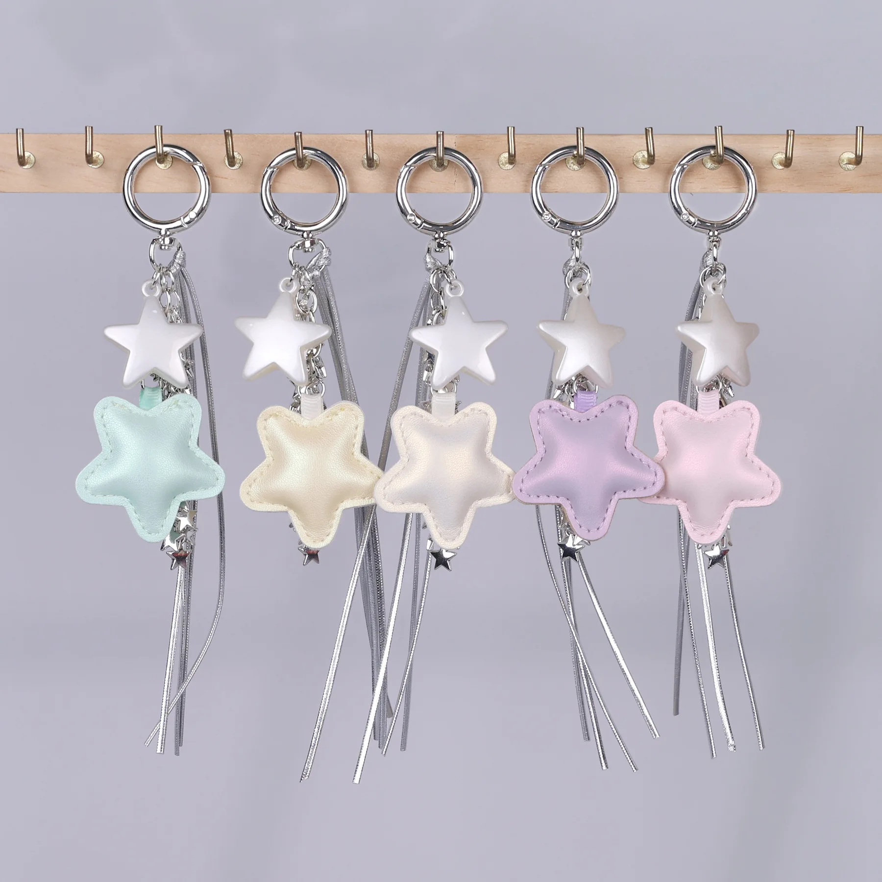 Frauen Tasche Anhänger Neue Trendy Modische Bunte Stern Quaste Süße Kawaii Tasche Zubehör Multifunktionale Schlüsselanhänger Für Mädchen – Detail 4