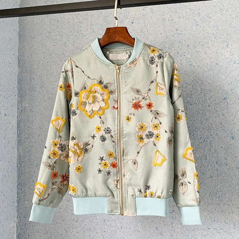 

2022 Autumn New Design European and American Retro Stitching Contrast Color Peony Heavy Industry Nail Drill O-Neck Jacket Women