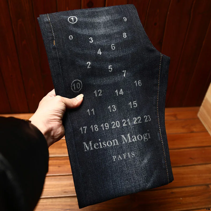 Рисунок 3 - Новинка 2024, высококачественные джинсы с принтом