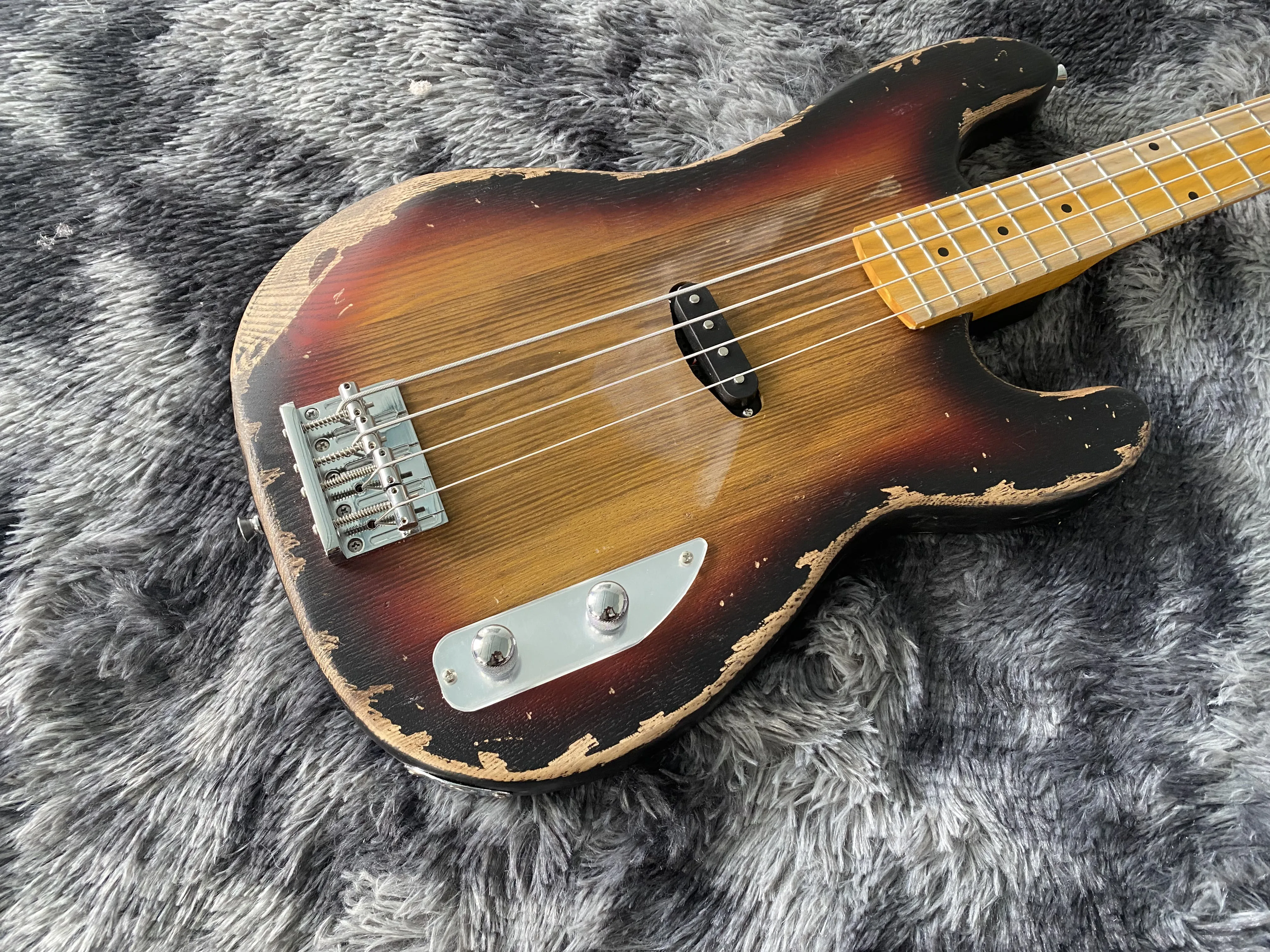 China Electric Bass Factory Direct Can be Customized