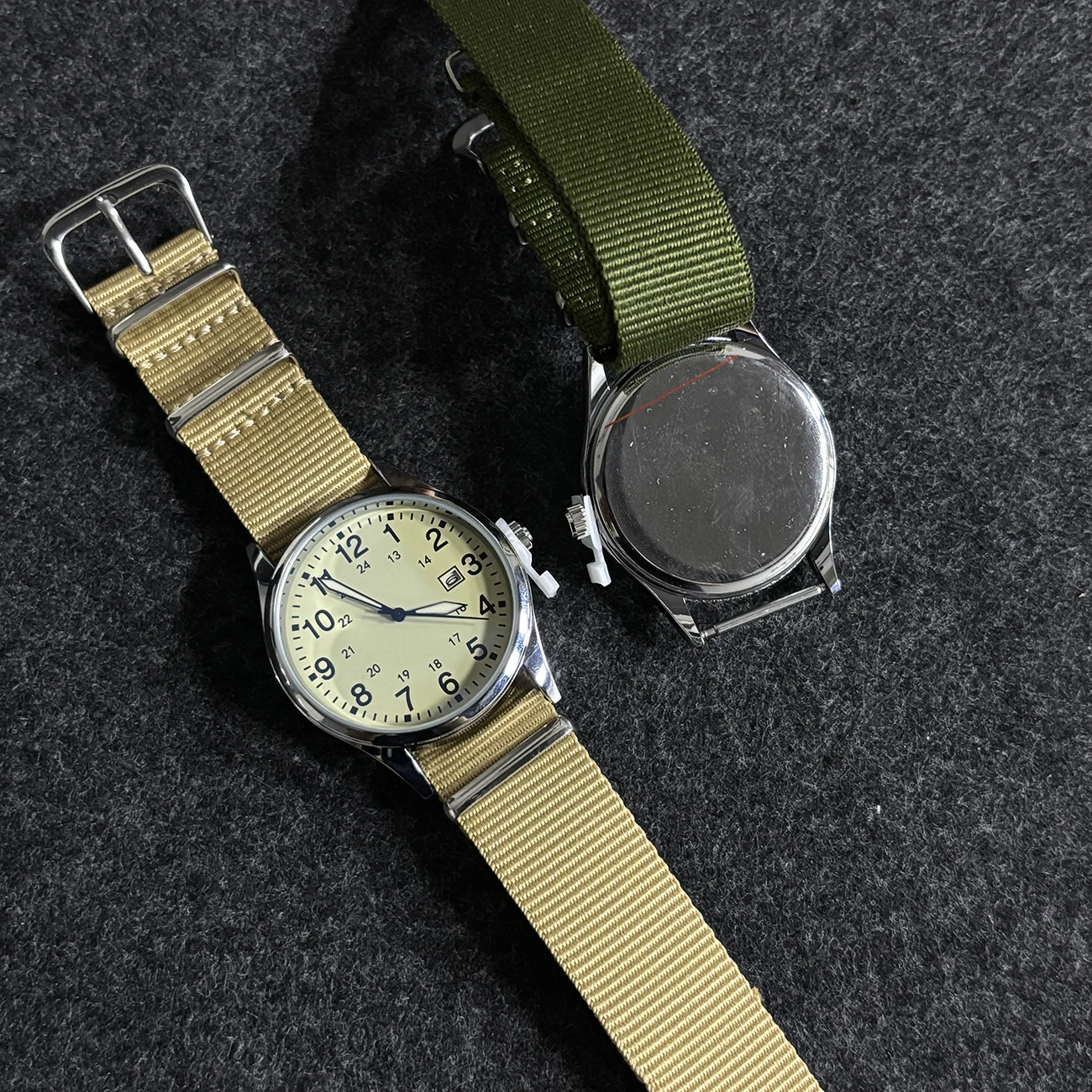 Vintage Style Quartz Watch with Nylon Strap - Waterproof Stainless Steel Wristwatch, Unisex Design