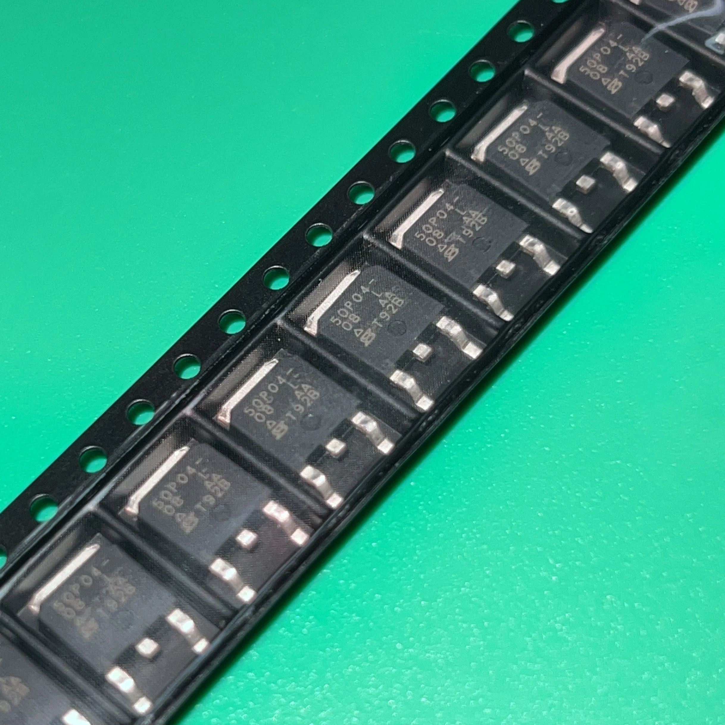 10 adet/grup SUD50P04 08 TO252 SUD 50P04 08 L MOSFET P CH 40V 50A DPAK ...