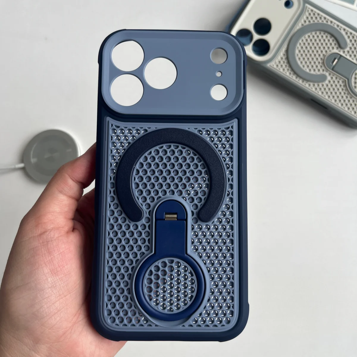 Enhanced Cooling 360° Magnetic Phone Case with Breathable Heat Dissipation and Bracket Design