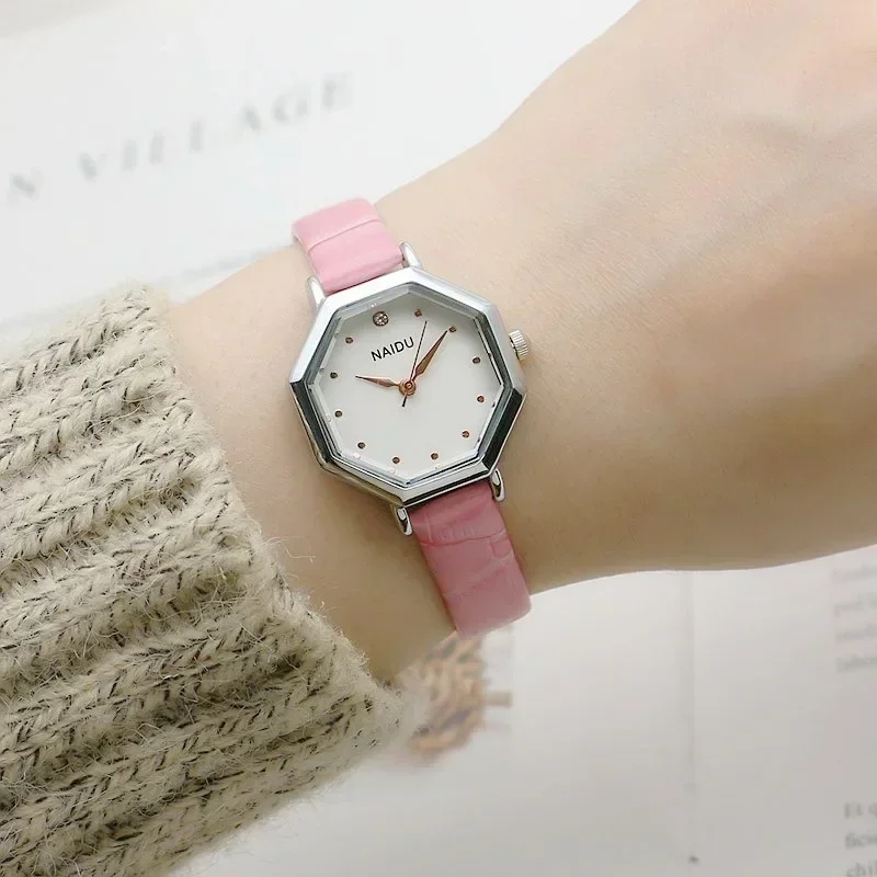 

Women Quartz Watch Fashion Simple Female Ladies Small Polygonal Dial Girl Leather Strap Watch Wristwatch for Dropshipping