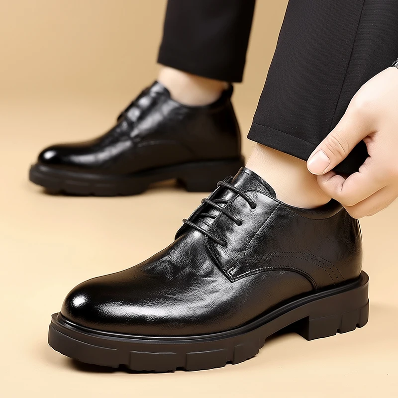 حذاء كاجوال عصري من الجلد الأسود للرجال للتنقل اليومي في الهواء الطلق حذاء أكسفورد ناعم سوليد مضاد للانزلاق ومقاوم للاهتراء حذاء رسمي