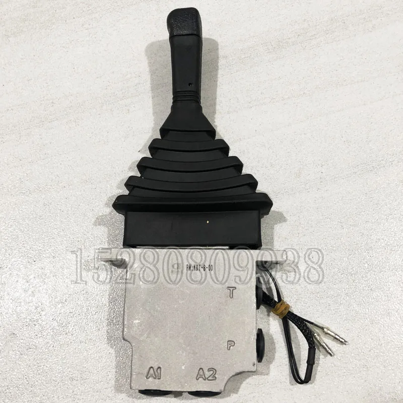 65/B75-8-9 고무 바퀴 굴착기 액세서리 후크 기계 운전실 불도저 작동 핸들