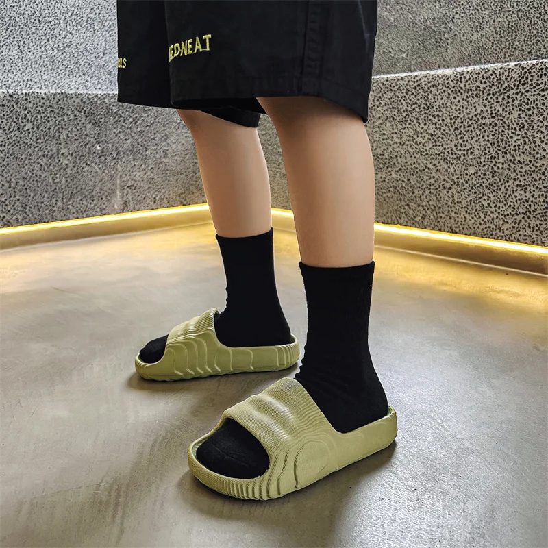New Style Boys Girls Summer Soft-Soled Slippers Baby Parent-child Beach Slides Kids Slippers
