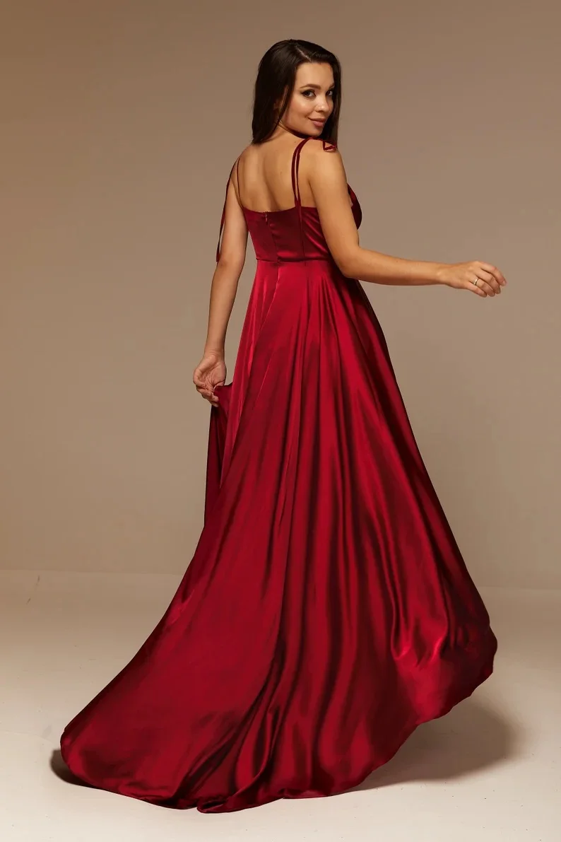 Satin Wedding Dress Bridesmaid Dresses FATAPAESE Burgundy Satin Maxi Flared Dress with Hign Slit Sexy Bridesmaid Dress Open Back A Line Wedding Evening Gown with Train