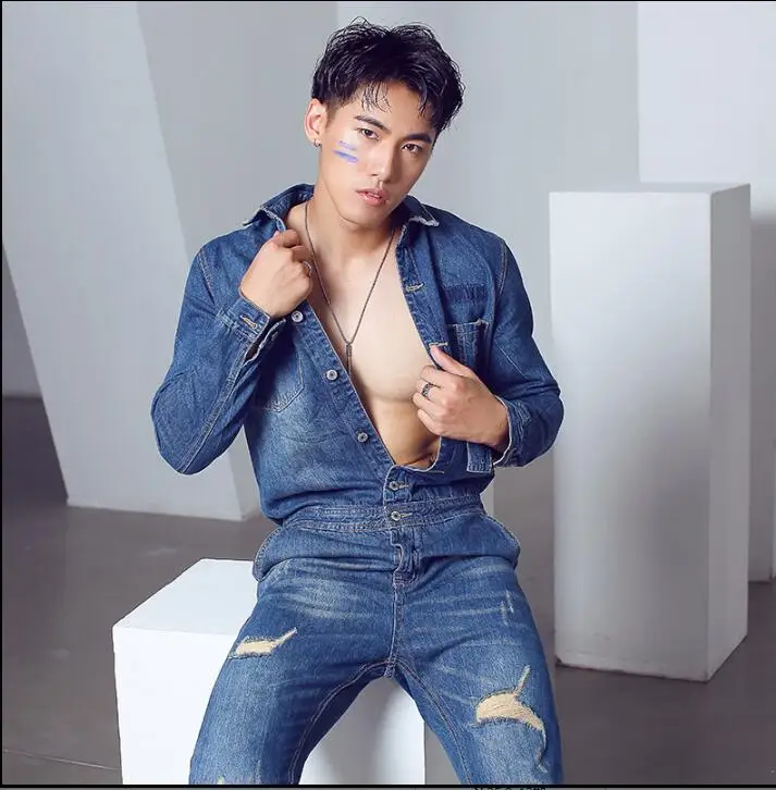 2023 trendy men's fashion tattered blue denim jumpsuit British men's casual pure cotton denim slim fitting jumpsuit