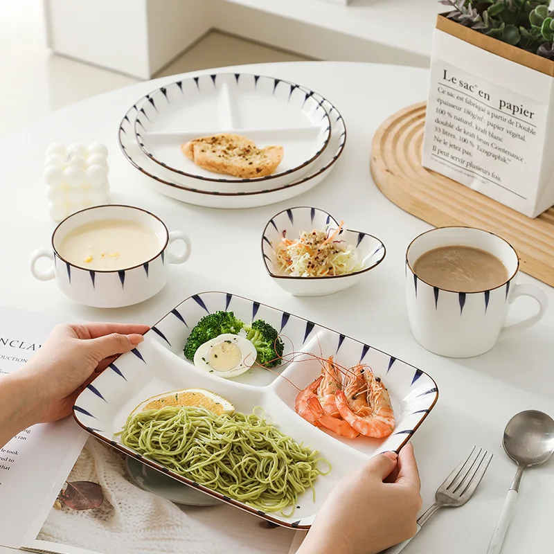 일본의 창조적 인 3 그리드 식사 접시 가정용 세라믹 조미료 접시 수프 그릇 야..