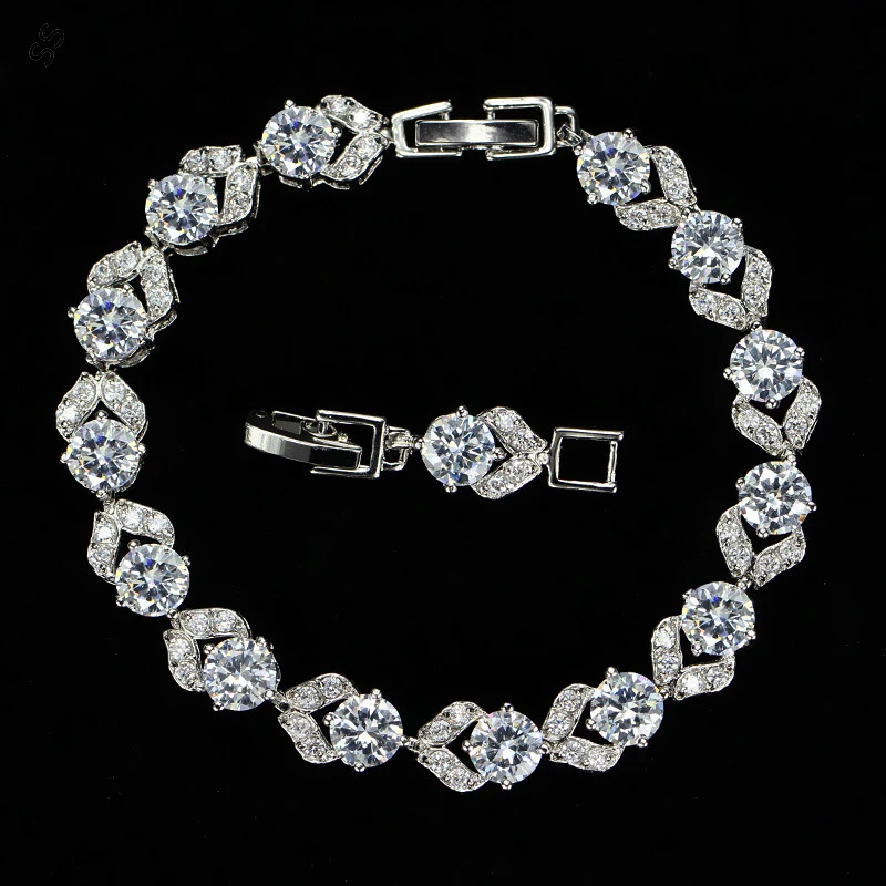 Ladies Fashion Hand Accessories Olive-green Zircon Main Stone White Crystal Chain Bracelet for Women Garment Decoration