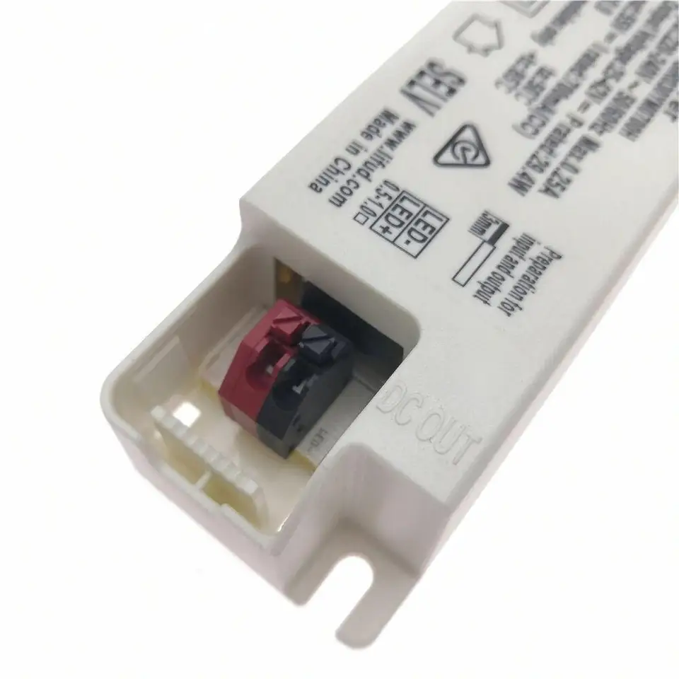 Transformateur D'alimentation LED Driver Ampoules 12 V MR-16 MR-11, ETC