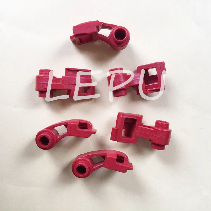 Рисунок 2 - Замена держателя щетки для Dewalt