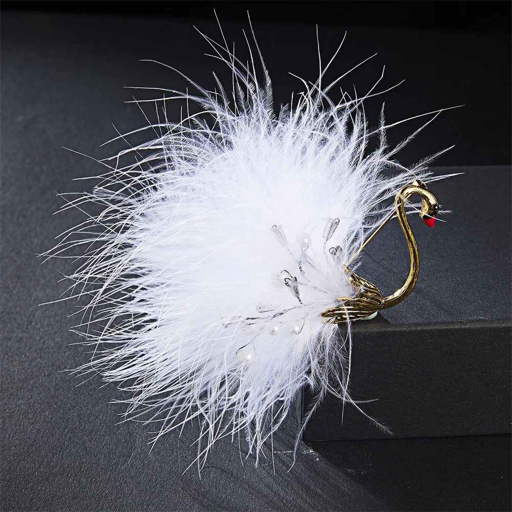 Trendy White Feather Swan Flamingo Bird Spille Per Le Donne Unique Metal Casual Party Office Spilla Spille Gioielli Regali