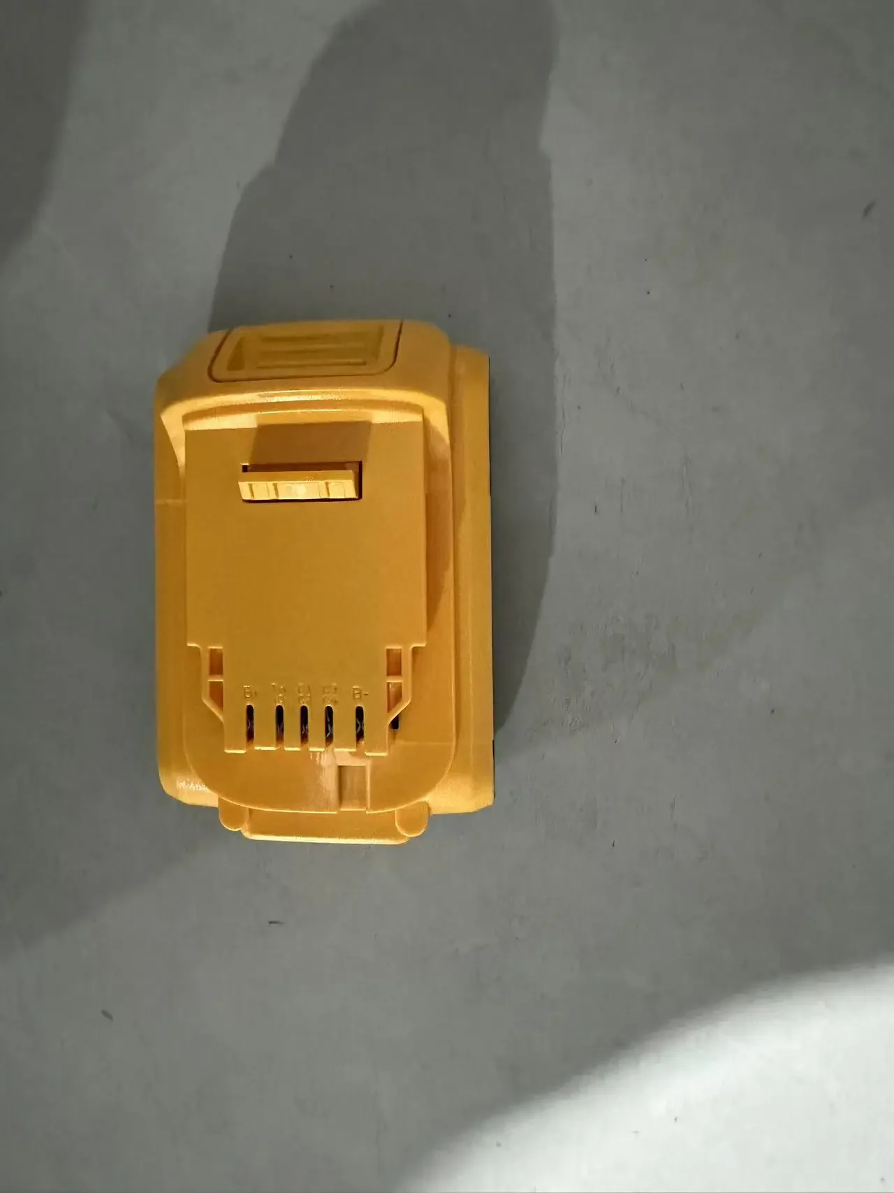Quick-Wake AKR498BU Small Round Battery main image 0