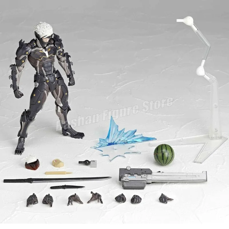 figmaソリッド・スネーク リボルテック雷電 レビュー:リボルテック 雷電(メタルギア ライジングリベンジ