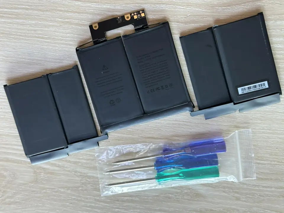 Apple MacBook Pro i5 SSD FD512GB 新品バッテリー Apple MacBook Pro i5 SSD FD512GB 新品バッテリー macbook pro
