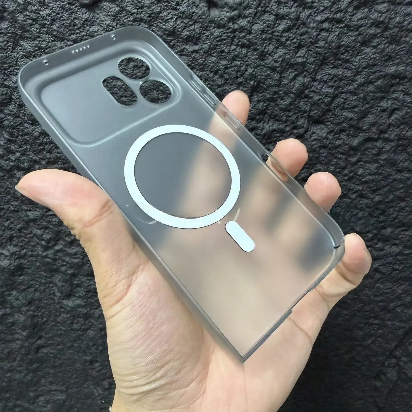 Ultra Thin Magnetic Transparent Drop-Proof TPU Case - Skin-Friendly Frosted Cover
