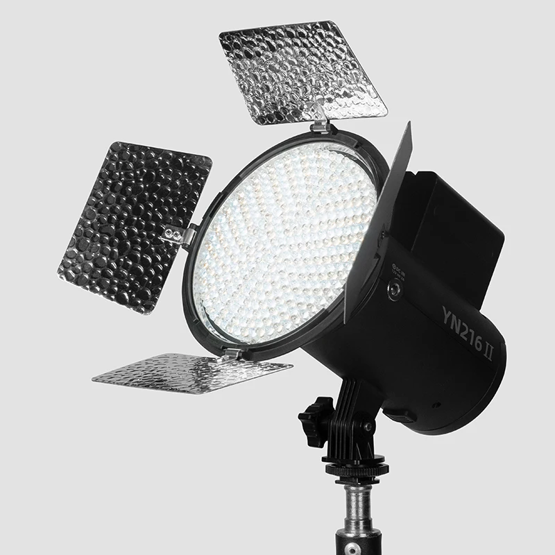 

YONGNUO YN216 II телефон с фотовспышкой 2700-8000K Bi-color 24W 2988 LM
