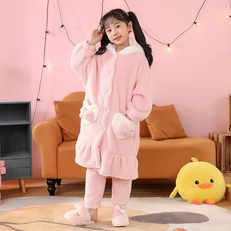 Girls Bathrobes Children Hooded Fashion Winter Fleece Bath Robes Towel Velvet Pajamas Gown