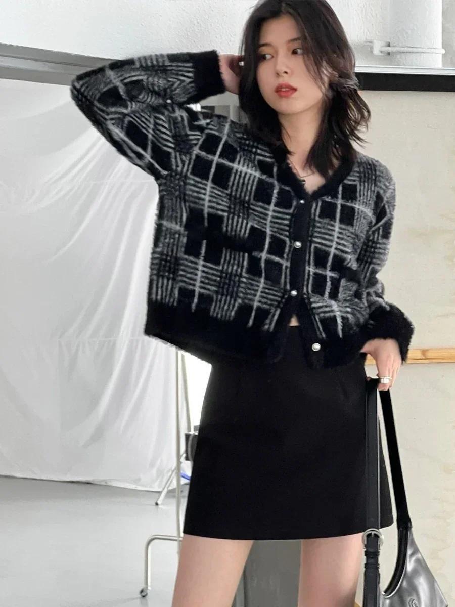 CHIC VEN Women's Cardigan Single Breasted New Vintage Plaid Sweater Soft Woman Jumpers Female Top Winter Autumn 2023 3