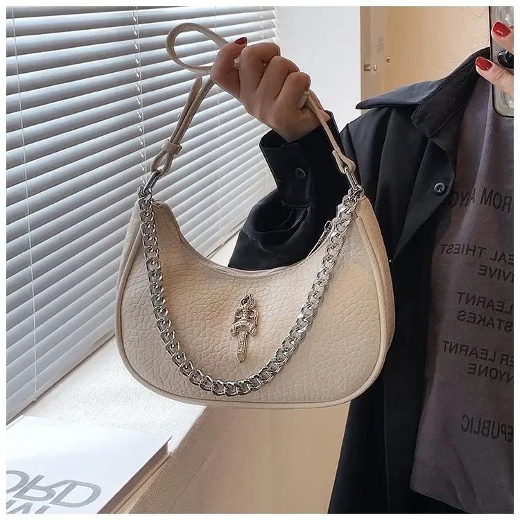 Рисунок 4 - 2024 однотонные облачные плиссированные