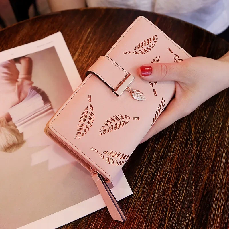 

Korean Hollow Out Leaves PU Leather Long Women Wallet 2023 New Fashion Coin Purse Women Clutch Card Purse Carteras Para Mujer