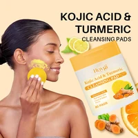 Le tampon nettoyant à l'acide kojique au curcuma exfolie en douceur l'élimination nettoie en profondeur la peau blanchit et éclaircit les taches maintient le soin du visage 1