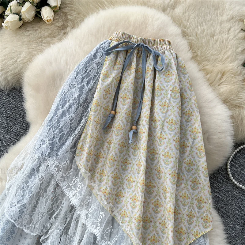 A-line skirt detailing
