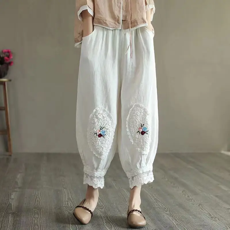 

Cotton and Linen Knickerbockers Embroidered Lace Lace Casual Pants Loose Large Elastic Waist Harem Pants
