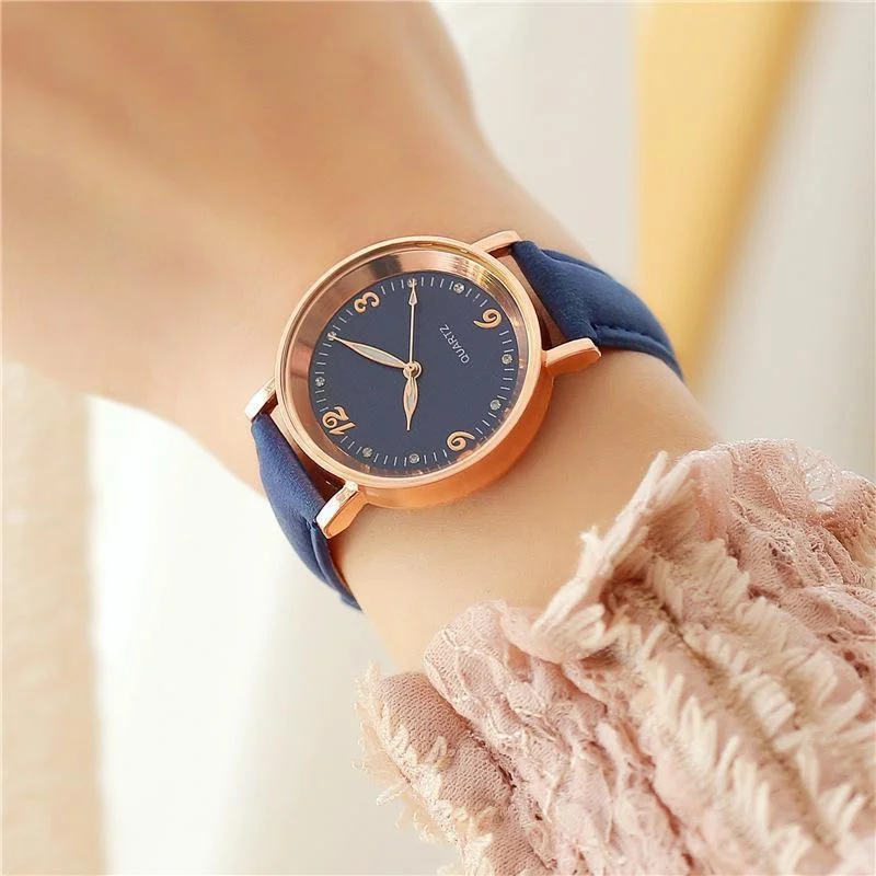 Women's Luxury Leather Band Quartz Bracelet Watch