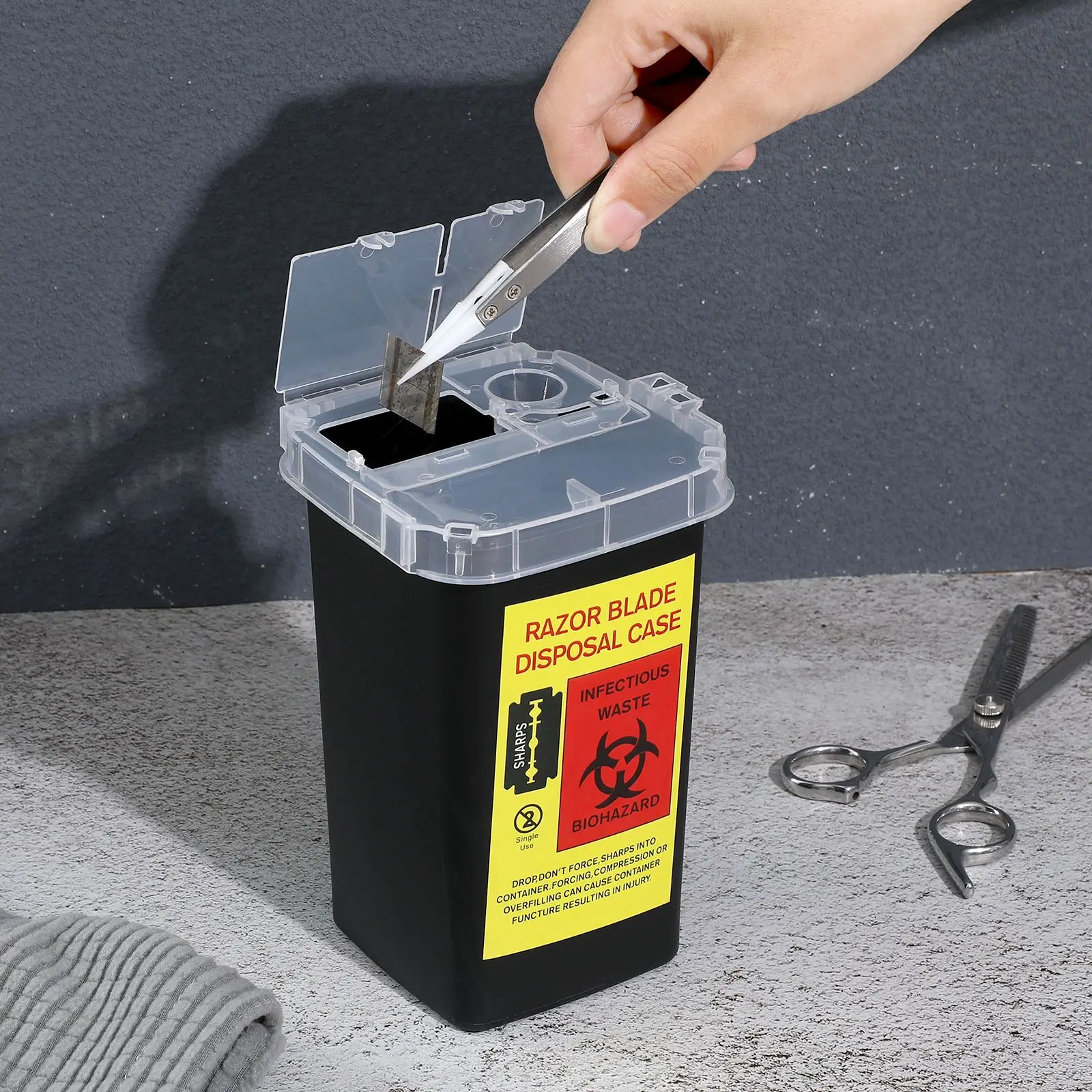 

1pc Barbershop Blade Recycling Box Salon Mini Trash Can Razor Blade Disposal Case Syringe Needle Trash Collector