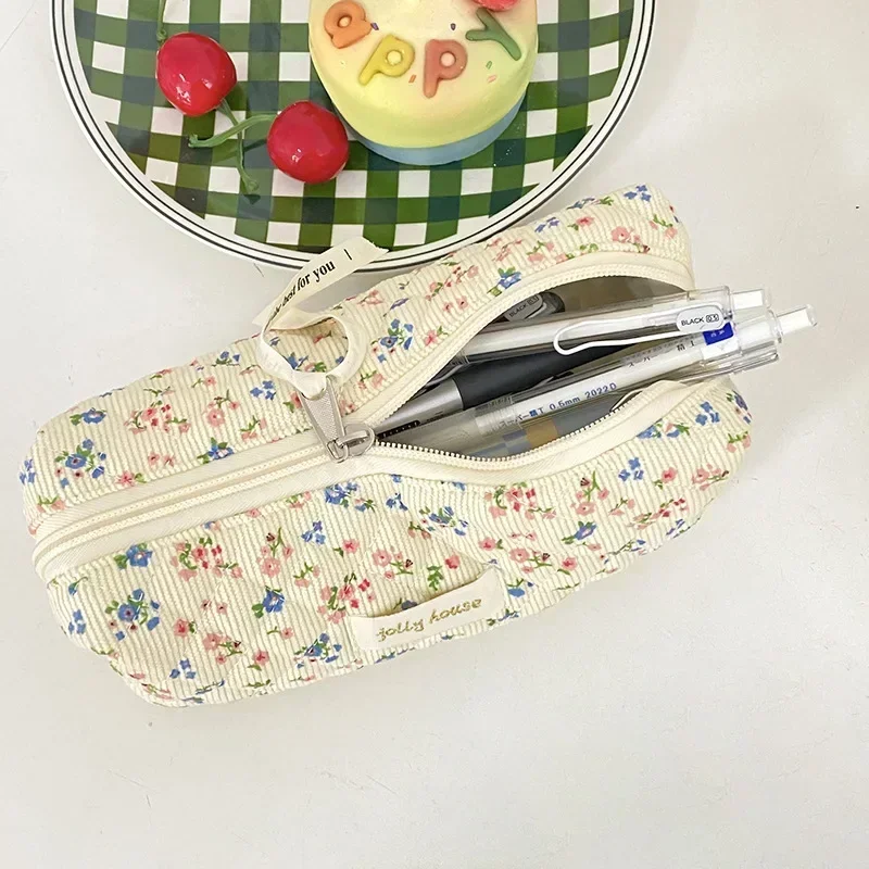Women Brush Makeup Storage Bag Case  Chic Floral Strawberry Cute Student Girl Aesthetic Vintage Flower Strawberry Pencil Bags 5