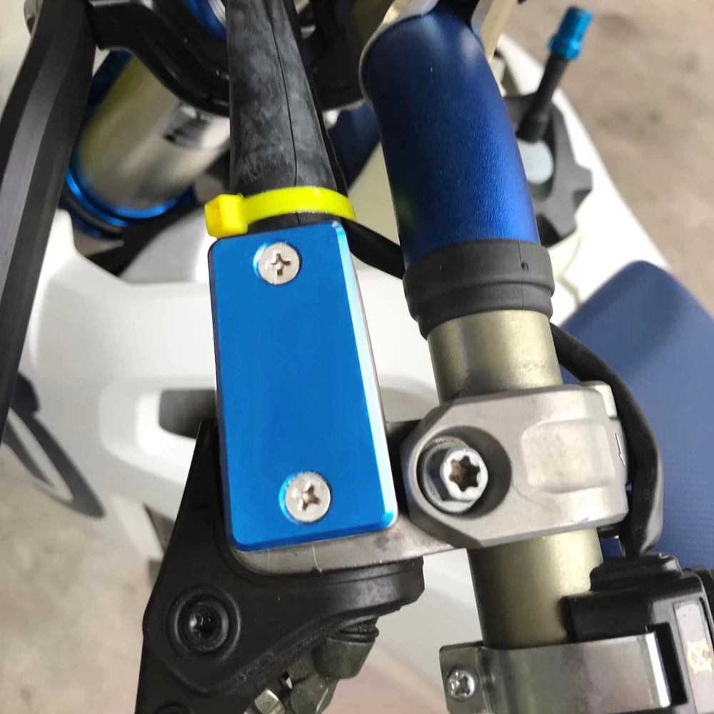 Coperchio del serbatoio del cilindro principale della frizione del motociclo per KTM 690 SMC SMR Duke Enduro R 1050 1190 Adventure 1290 Super Adventure - - Racext 22