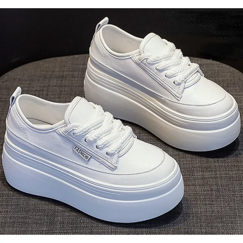 

Женские туфли на толстой подошве, маленькие белые туфли на платформе для отдыха, новинка 2024, универсальные модные туфли на весну