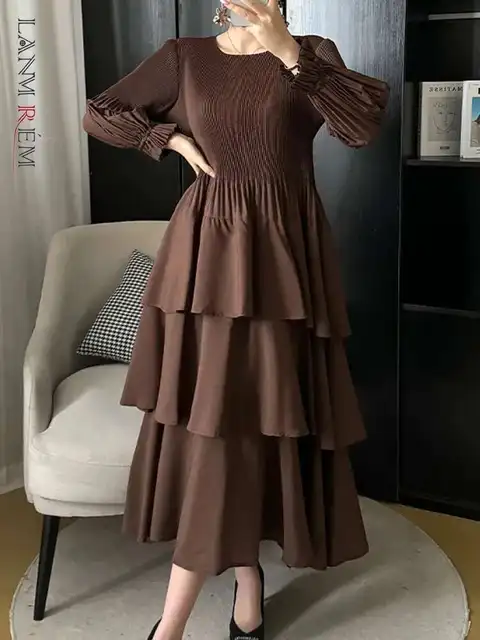 LANMREM Spring New Ruffles Dress For Women Pleated Fashion Round Necl A-line Party Dresses Solid Color 2024 Clothing 2DA4613