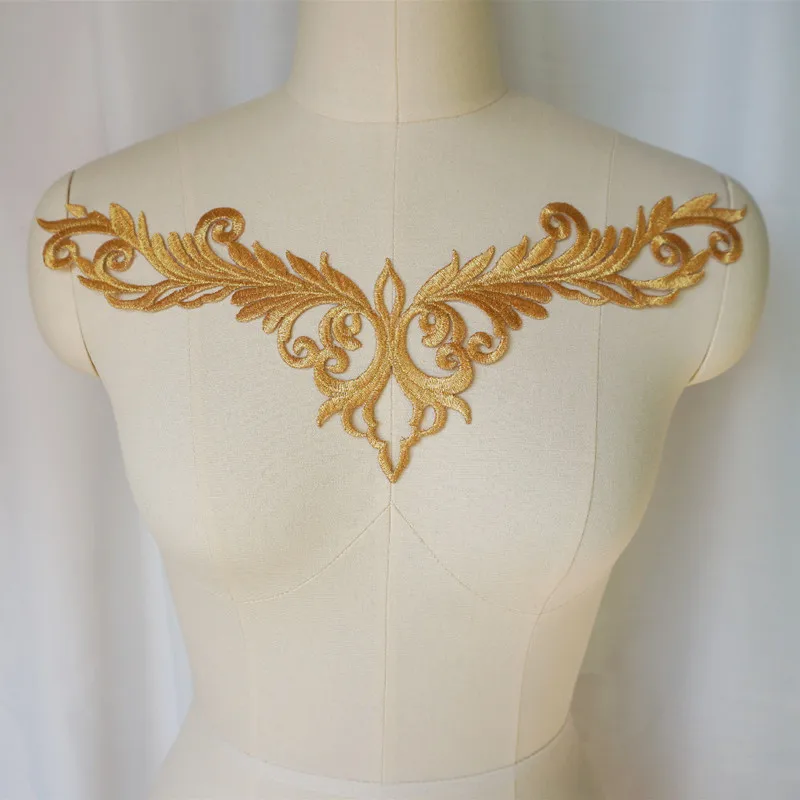 Toppe Termoadesive 2 pz. Bianco nero pizzo tessuto in pizzo 3D fiore nappa perline strass ricamato abito da sposa appliques cucito cuoio for abito Fai