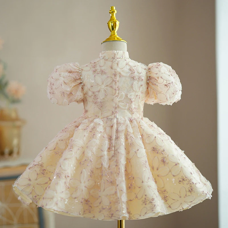 green emerald velvet dress Amazon.com: AIMAOMI 0-6T Baby Girl Formal Dress Toddler Lace Embroidery Dresses  Toddler Maxi Dresses Pageant Dresses for Girls (Blue, 3-12 Months):  Clothing, Shoes & Jewelry main image 1