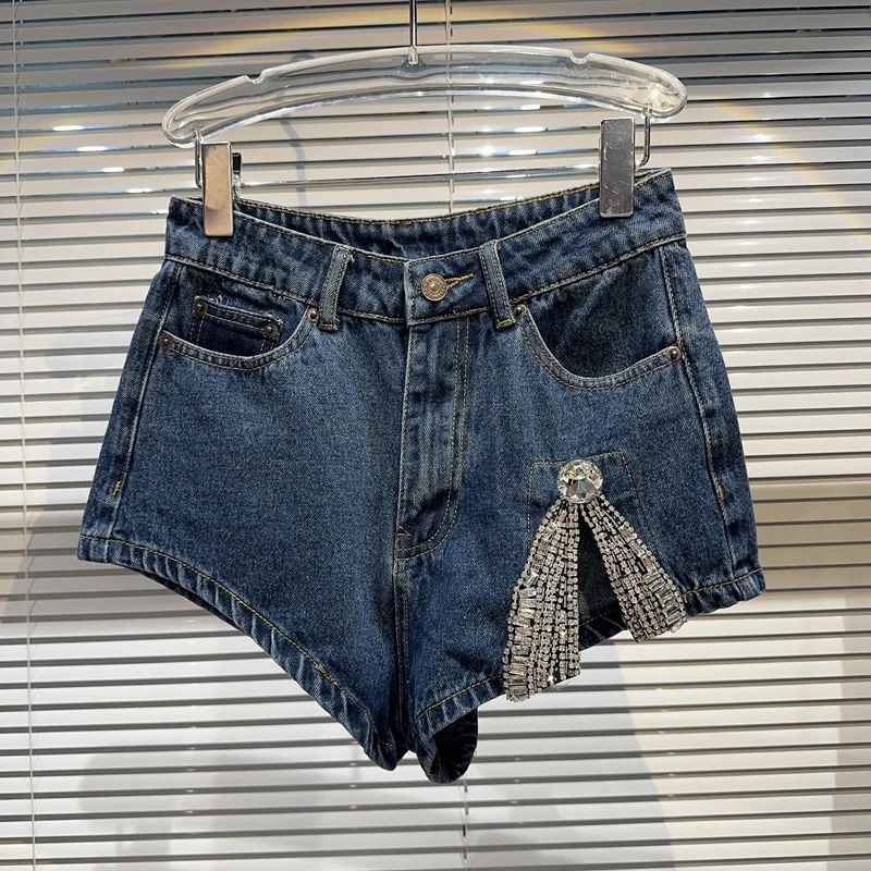 

2023 Summer New Rhinestone Bow Split Love Picture Wash Water Short Jeans