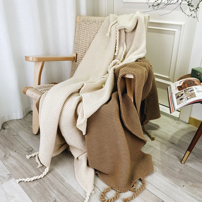 

B&B blanket sofa blanket nap living roomknitting tail flag blanket rug
