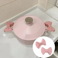 Mitaines de four en Silicone, 2 pièces, gants de four créatifs en forme d'arc, supports de casseroles résistants à la chaleur pour la cuisson, Mini gants de four, outil de cuisine 1